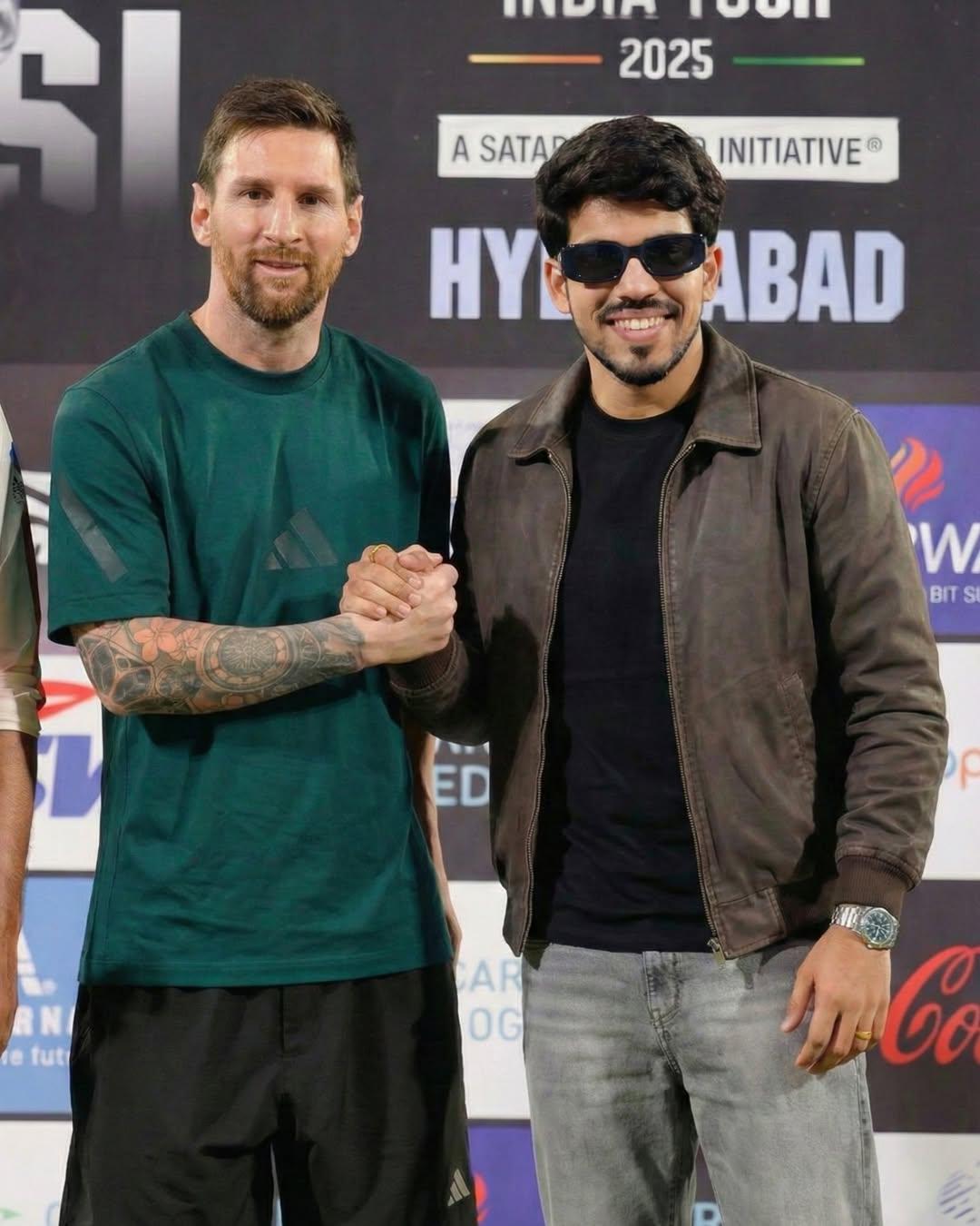 Selfie With Messi Photo Editing Prompt | viral Messi Selfie Prompt