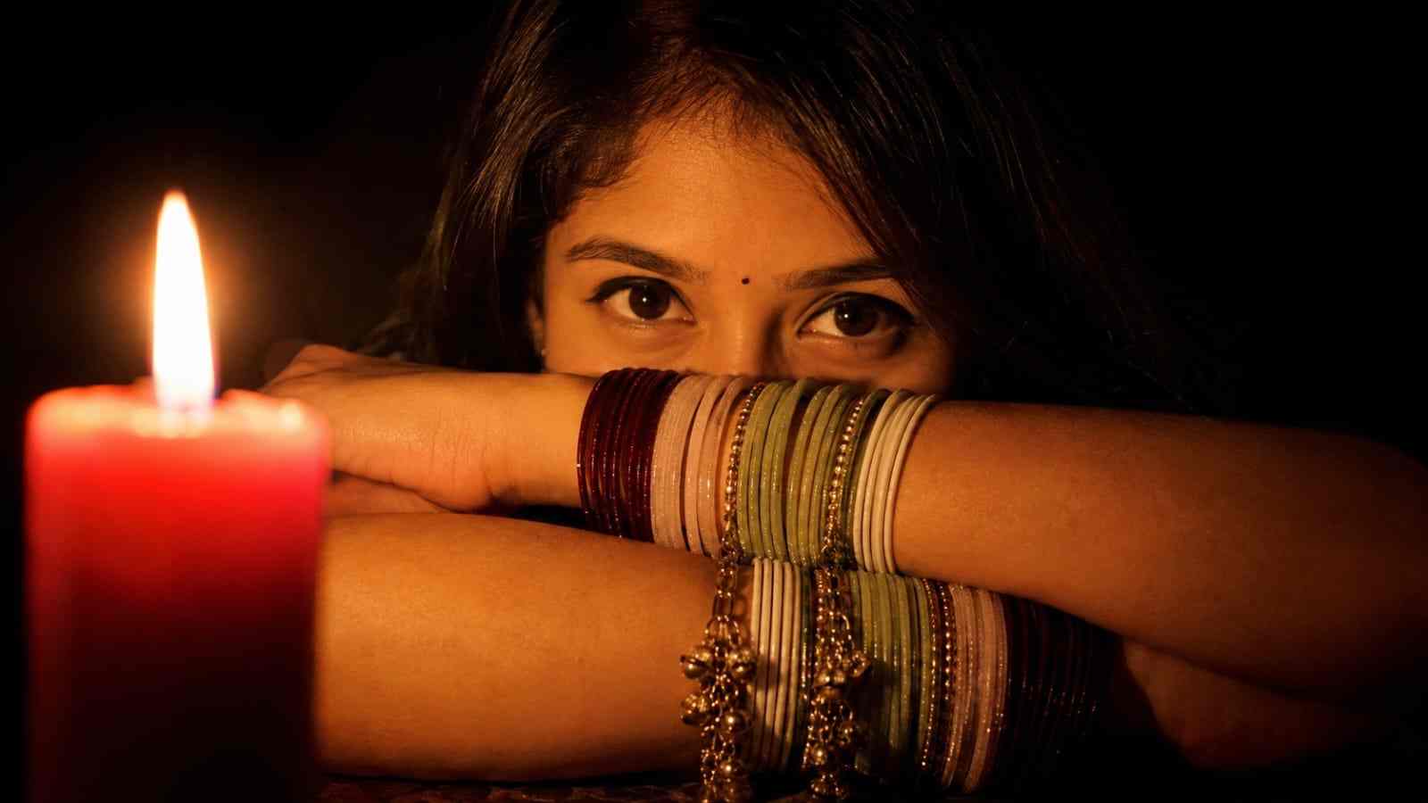 Girl Candlelight AI Photo Editing Prompt