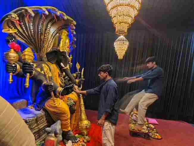 Trending Ganpati Bappa AI Video Editing Prompt